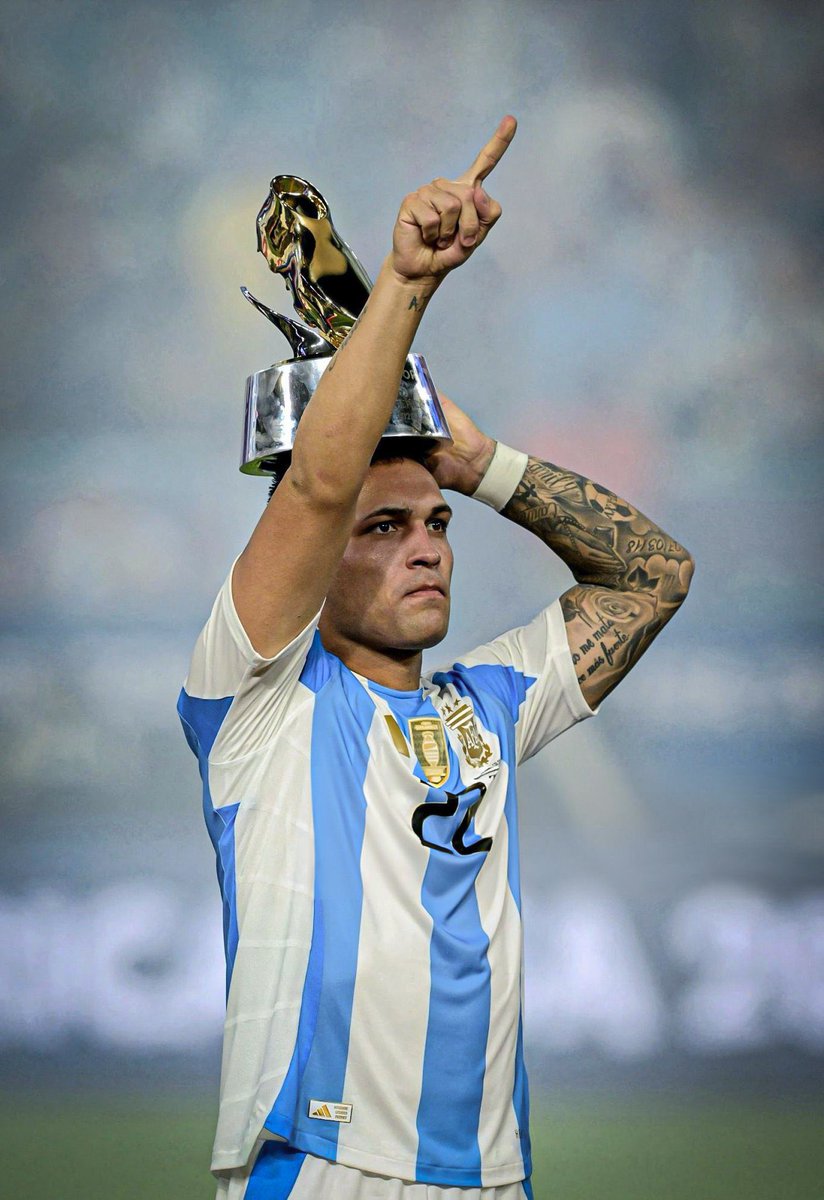 AlbicelesteTalk's tweet photo. Lautaro Martínez had a season of his life 🥶 

• Copa América champion
• Top scorer of the Copa América 
• Game winner in the final
• Serie A winner 
• Top scorer of Serie A 
• Serie A MVP
• Italian Super Cup winner
• Game winner in Italian Super Cup. https://t.co/8mezWwzMcT
