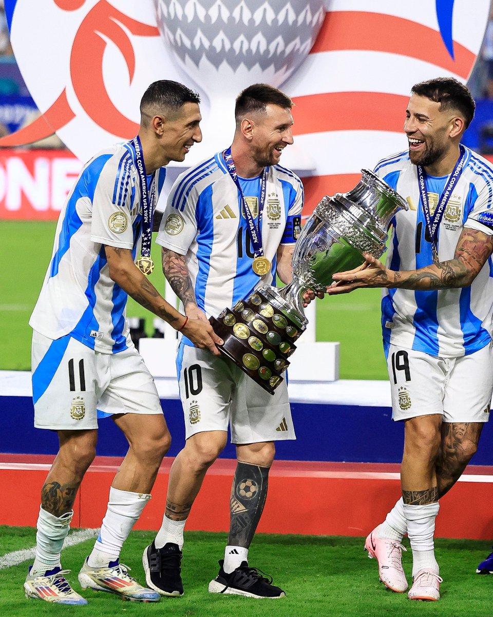 AFASeleccionEN's tweet photo. This is not normal 🤯 https://t.co/fDDLhYRpDq