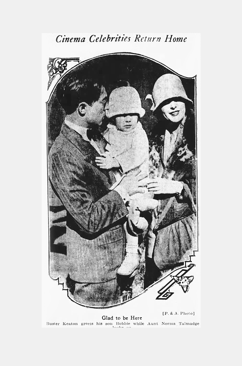 FriendlessGhoul's tweet photo. Cinema Celebrities Return Home - Glad to be Here
Buster Keaton greets his son Bobbie while Aunt Norma Talmadge looks on.

-The Los Angeles Times, November 5, 1925
#busterkeaton #normatalmadge #damfino #oldhollywood #silentfilms https://t.co/lLiNfplnxH