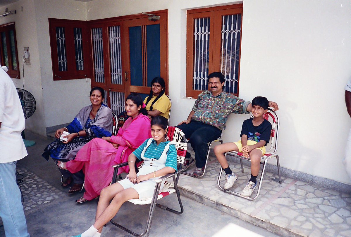 rkvisualise's tweet image. Young Rahul in ad Film Production with  My Family 🤠