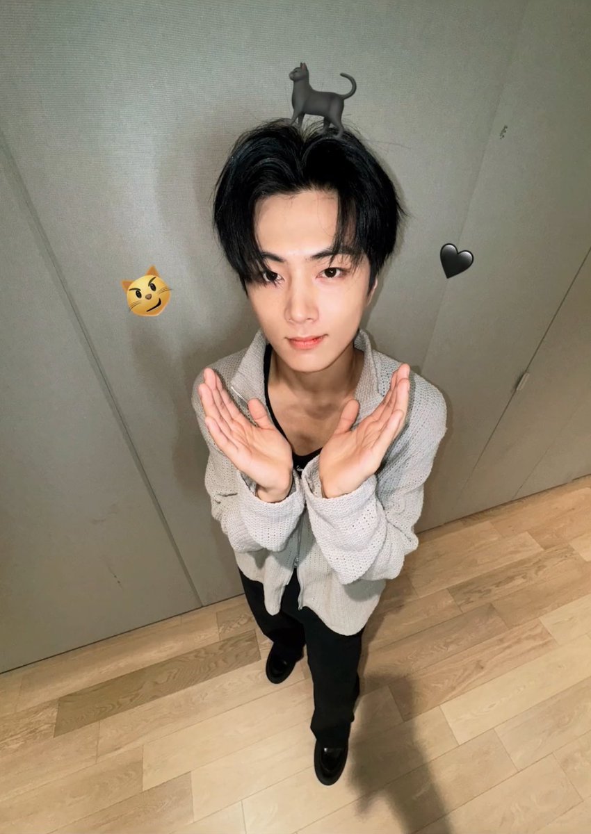 짱배 tweet media