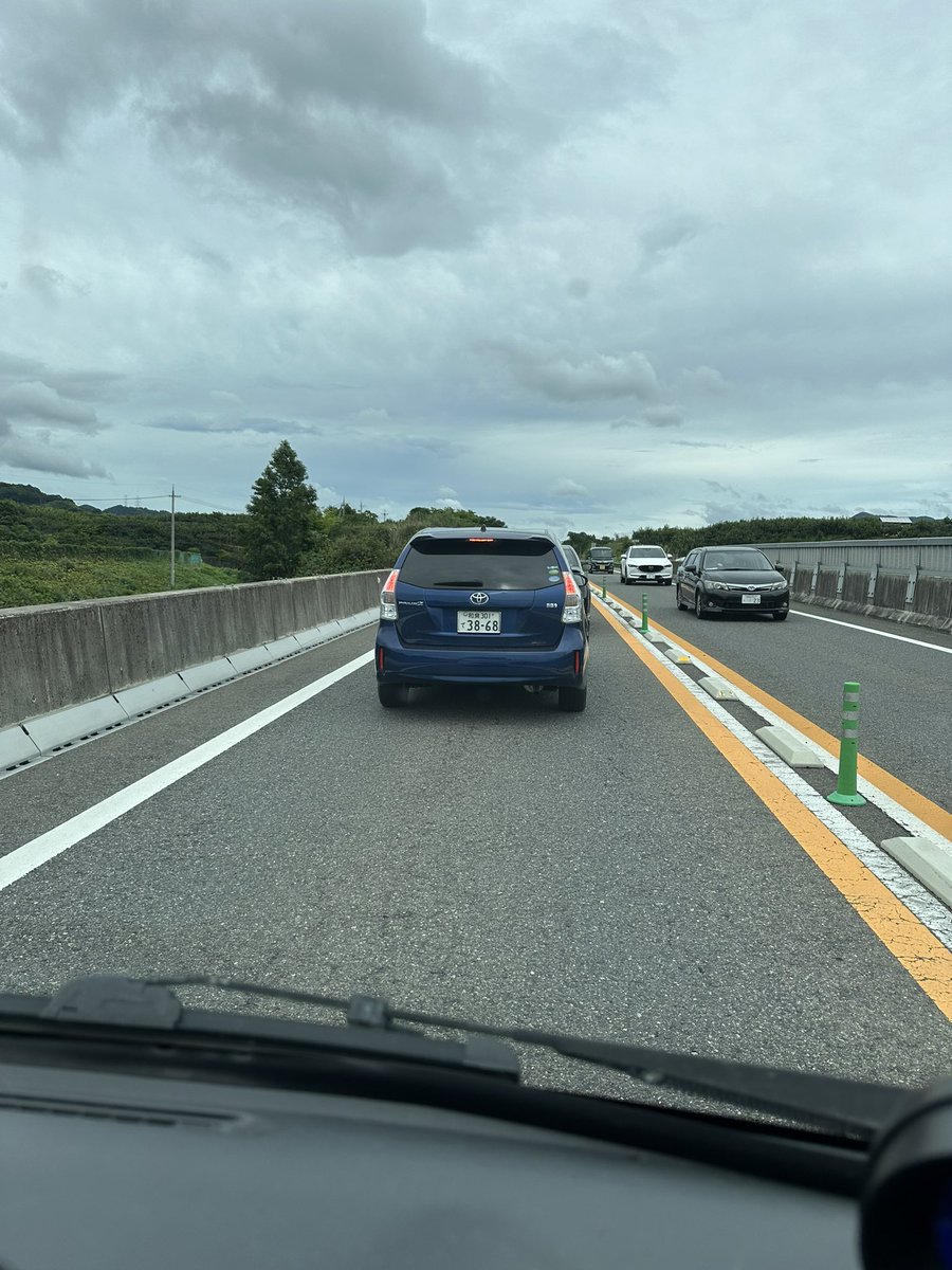 Darth_Anakin's tweet photo. 京奈和紀ノ川東で渋滞中、何があった？ https://t.co/ahLXtbnVBl