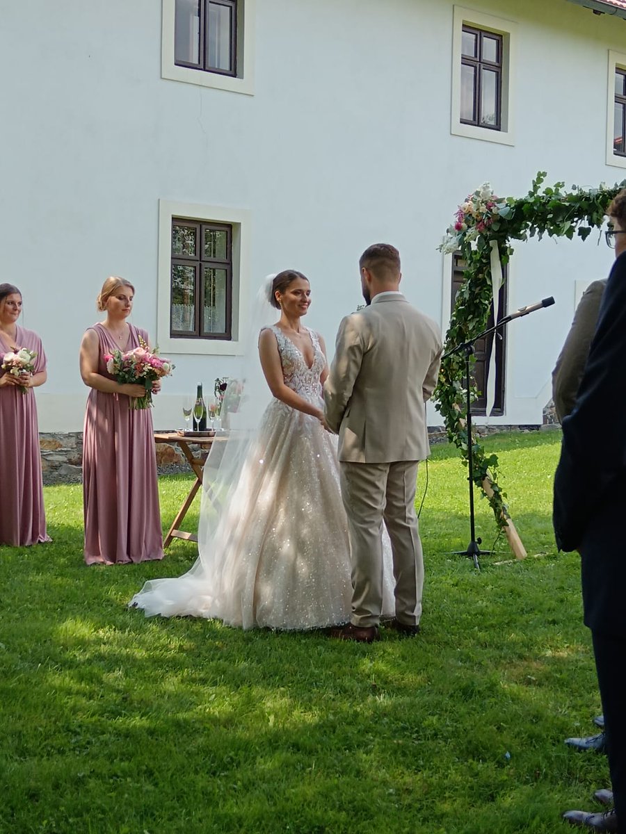 Pospisil_group's tweet photo. Big congratulations to @DanielChrenko (4th y PhD in the group) and Eva who got married last Saturday at the birthplace of the founder of genetics J. G. Mendel! Thanks so much for letting us share this beautiful moment of your lives with you! https://t.co/kvSP7XNgj1