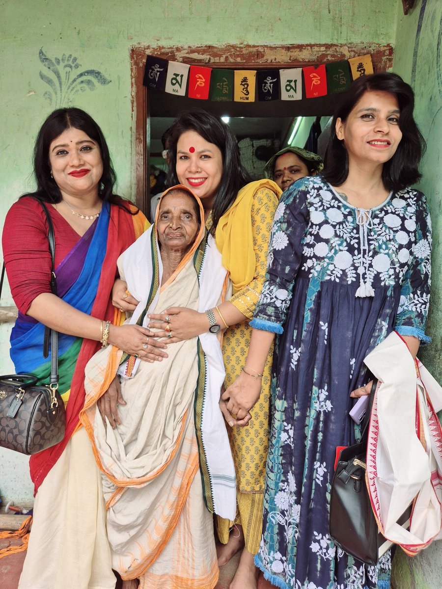 rosalinpatsani's tweet photo. Wishing you all Happy &amp; Prosperous Bahuda Yatra. 
Project Poshan- Monthly Nutritious Packets Distribution.
#SDG3goodhealthandwellbeing #RailTel #ourworkisourparichay #parichayfoundation https://t.co/qeFw1Cisu7