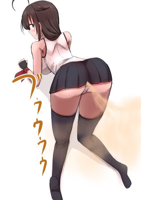 お題の四つん這いで恥ずかしそうにオナラをする時雨改三です。 