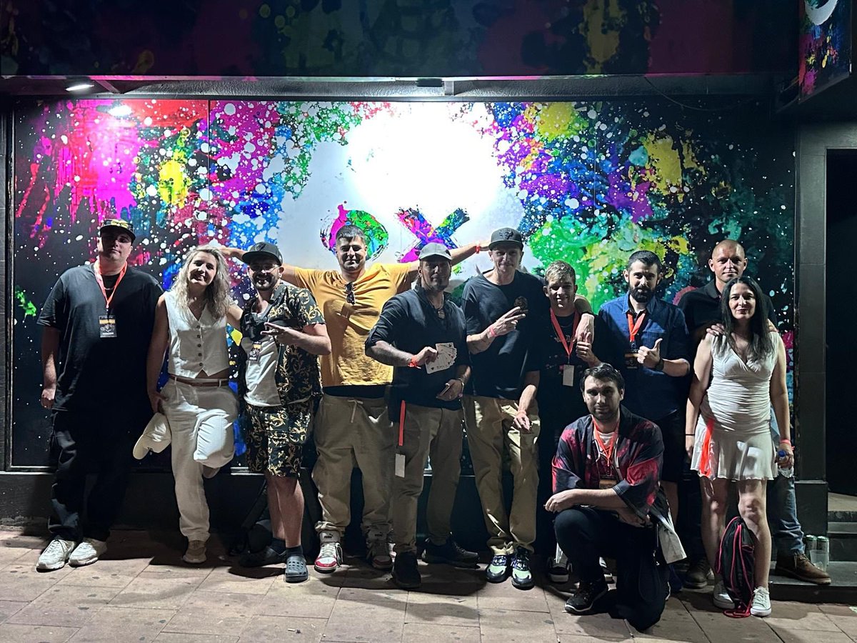 Gallegah tweet media