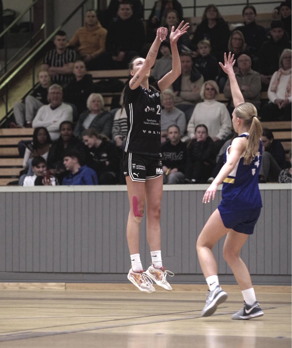 Tack för den här säsongen Ola!
Ola Duda som spelade i damlaget säsong 23/24 har skrivit på med Södertälje och vi önskar henne all lycka till.