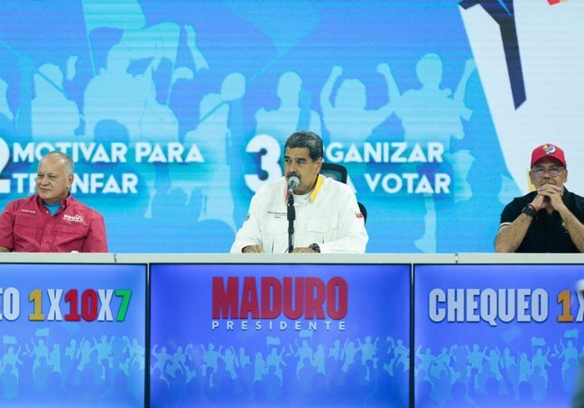 Nicolás Maduro: La maquinaria 1x10x7 es la maquinaria más extendida, más organizada, más grande y más poderosa
lc.cx/88Hrr4