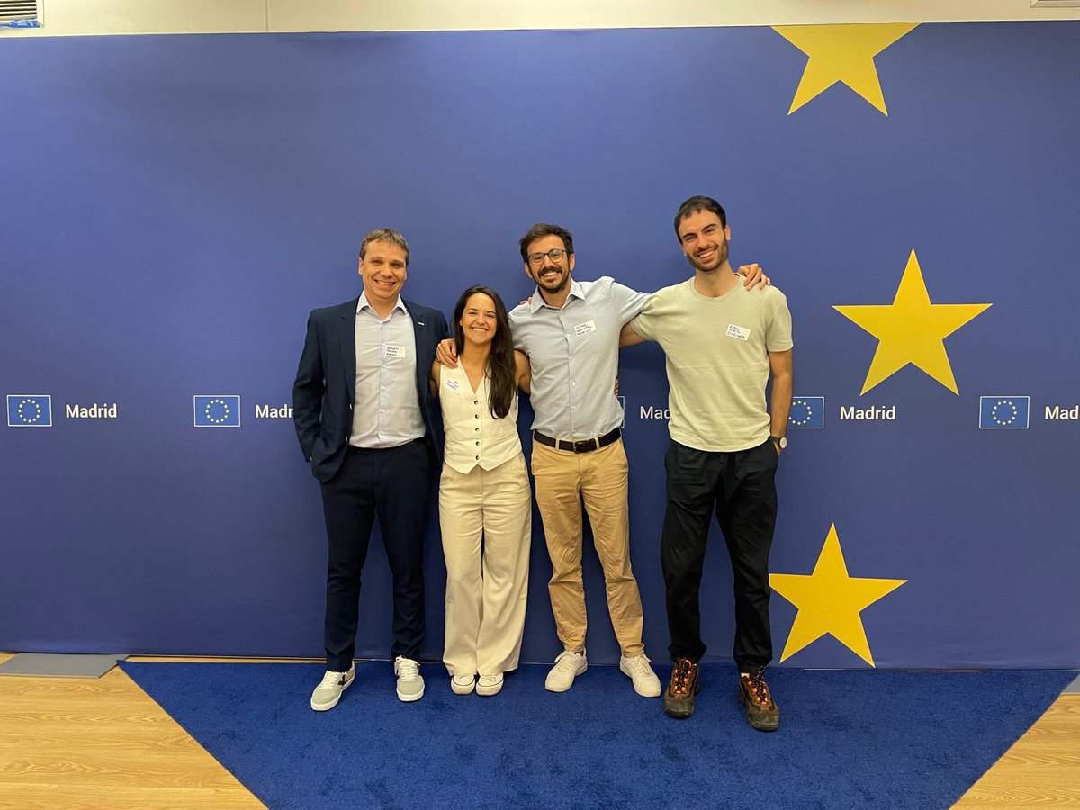 BETA_TechCentre's tweet photo. ▶️ La semana pasada estuvimos en Madrid con @Cienciamento para explicar cómo trabajamos para acompañar a las administraciones públicas locales a hacer frente a algunos de sus retos a partir del asesoramiento científico.

¡Muchas gracias!

https://t.co/R03bovCCl3 https://t.co/0ey0N6tPso