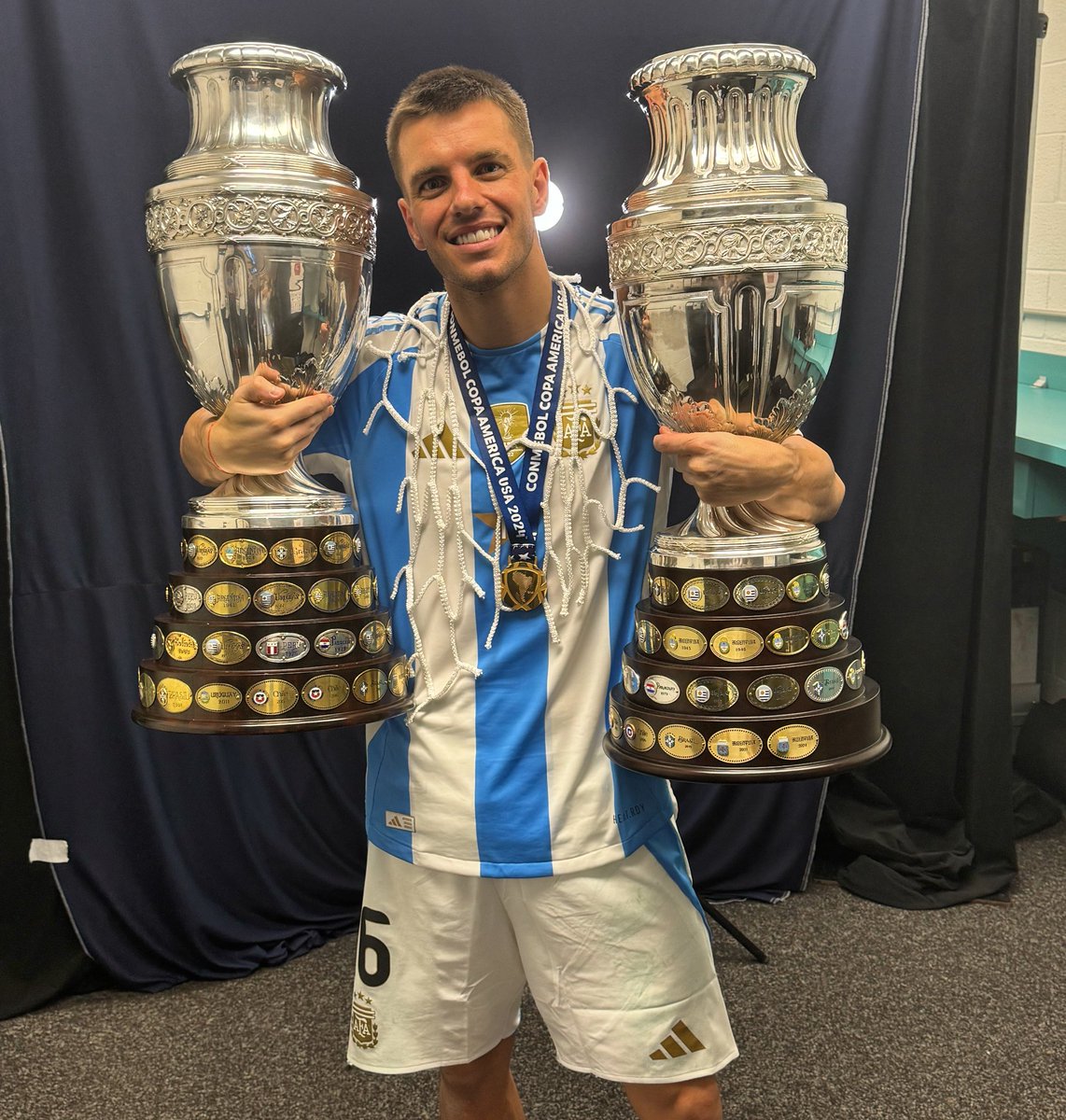 LoCelsoGiovani's tweet photo. Bicampeones de América 🏆🏆🇦🇷💙 https://t.co/075ULxMsEU