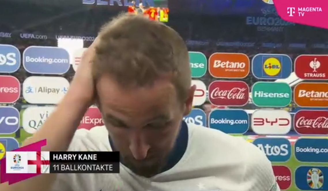 tontechniktips's tweet photo. Wenn sich sogar die Bildregie über dich lustig macht.

#eurofinal2024 #EURO2024 #eng https://t.co/6cxqRxu9zU