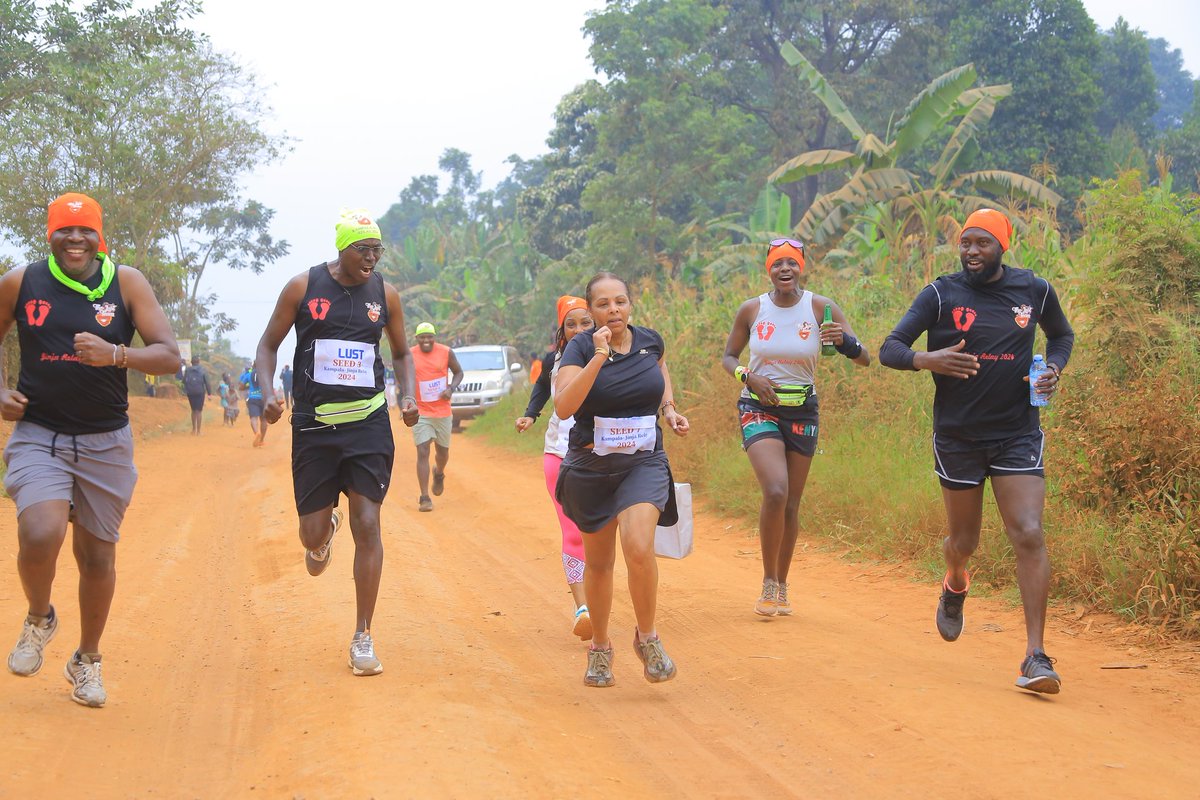 Kh3Kampala's tweet photo. When you run like the beer tent is the finish line! Cheers to another epic KH3 Jinja Relay 🏃‍♂️🍺

#OnOn
#Hash
#HashHouseHarriers 
#Hashers
#KH3JinjaRelay
#KampalaJinjaRelay
#RunninginKampala
#KH3 
#BeerPowered
#Uganda 
#Running 
#KampalaRunners
#KampalaHashHouseHarriers https://t.co/evxObgF1hA