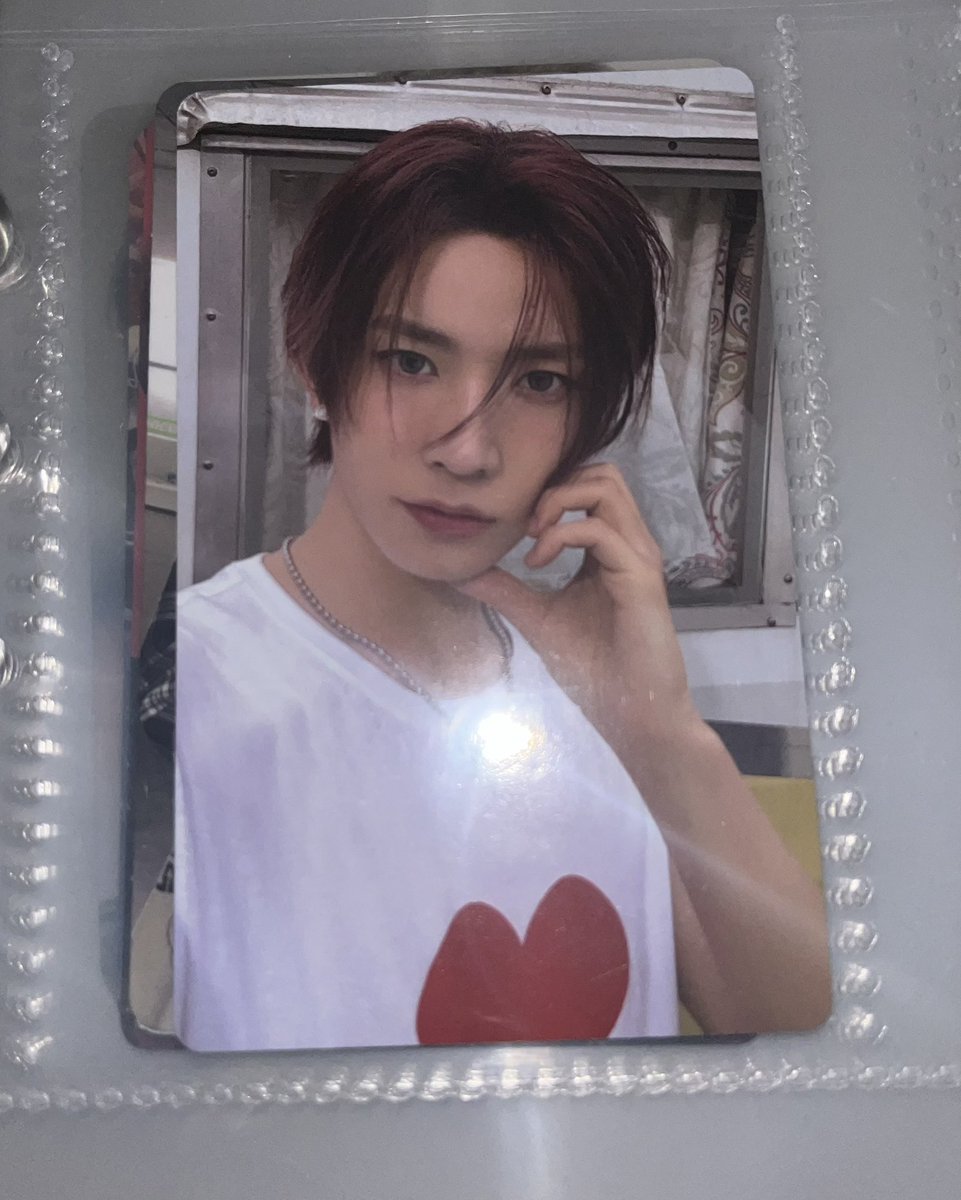 aola33461's tweet photo. @brtxxe_trade It miss this pc of heesung https://t.co/vjB5ikR7l5