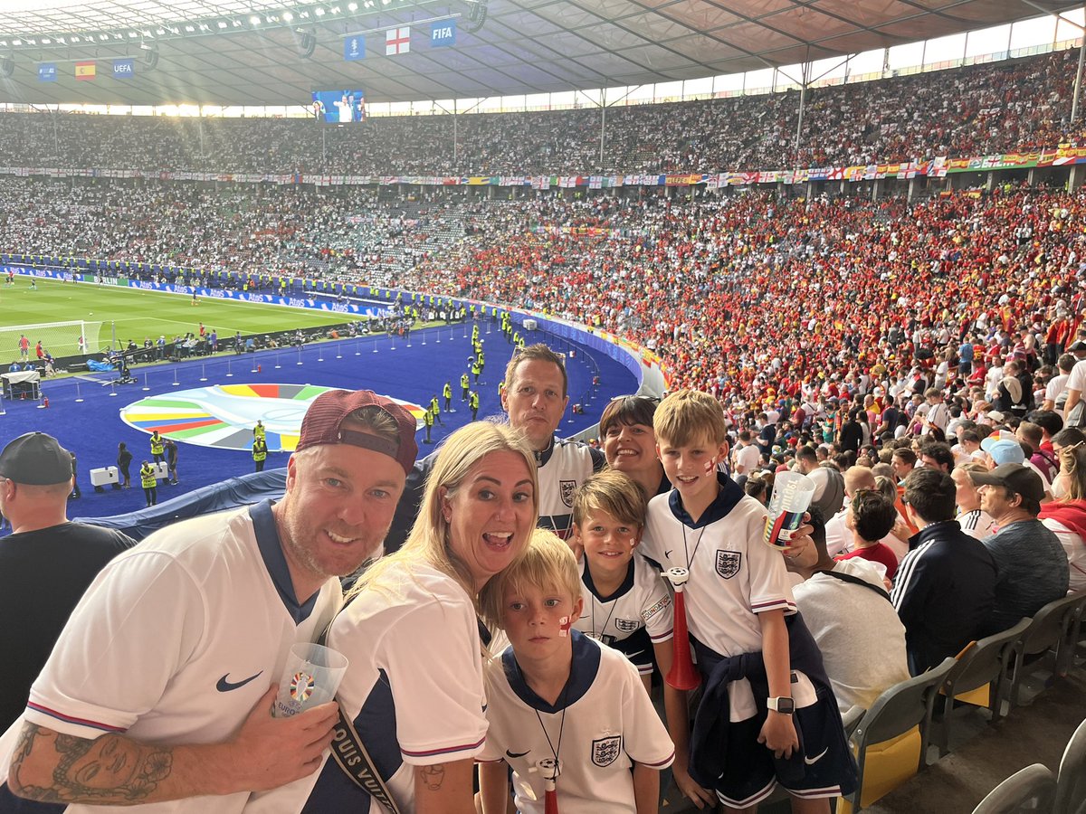 Well it wasn’t the result we were all hoping for but what an experience. Glad we did it and now we’re coming home (at least something is)