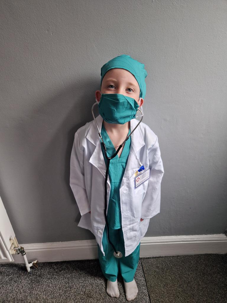 Lucy Jane Roberts tweet media