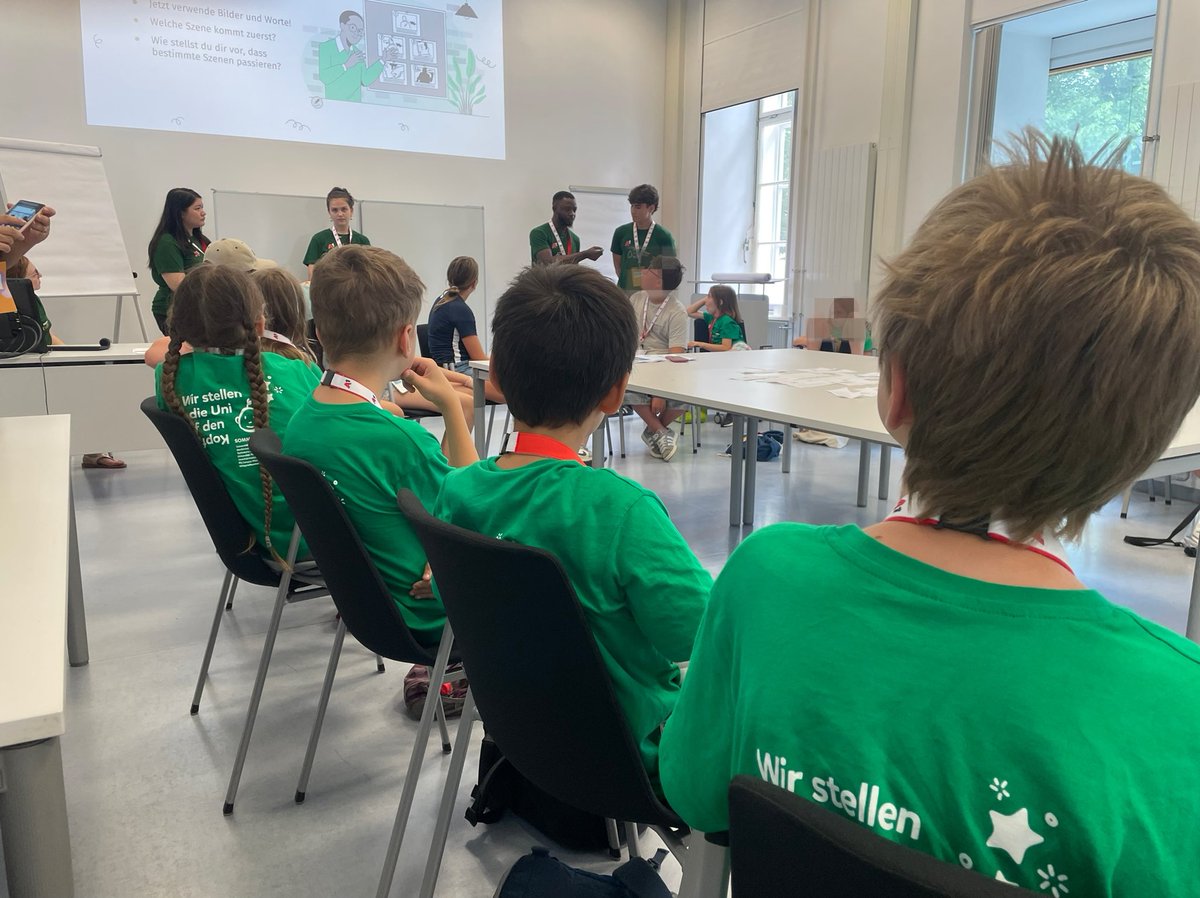 SaintZogo's tweet photo. 3,2,1…. Kamera Läuft  🎞️! 

This week, I was delighted to share my audiovisual production expertise in an English/German workshop on filmmaking at #Kinderuni 👧 👦 https://t.co/LlKir4CAkY