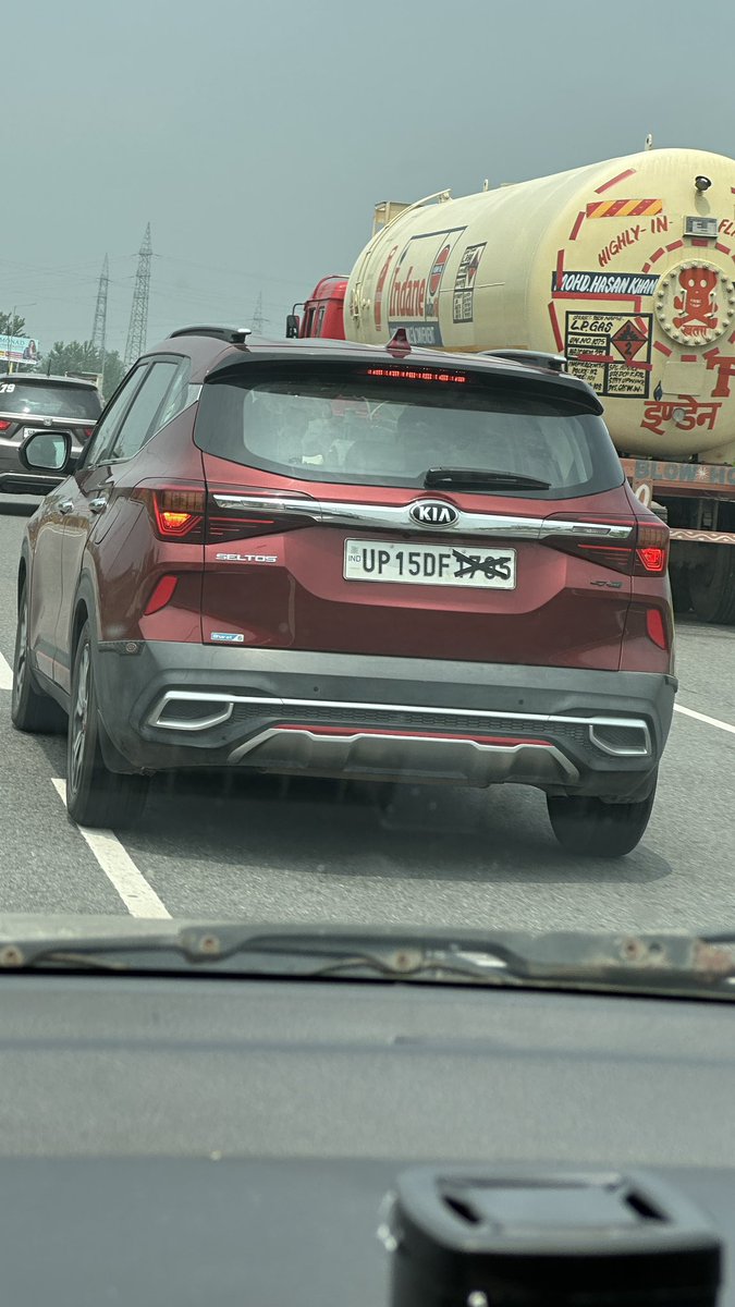 amanshael's tweet photo. @uptrafficpolice  This car has been overspending and has hidden both its number plates by black tappingit.
The number of this car is UP 15D 1705.
Place Garhmukteshwar 
Time :10:55 Am 
Date -15/07/2024
I request to take action against it. https://t.co/4Z0pAymW5p