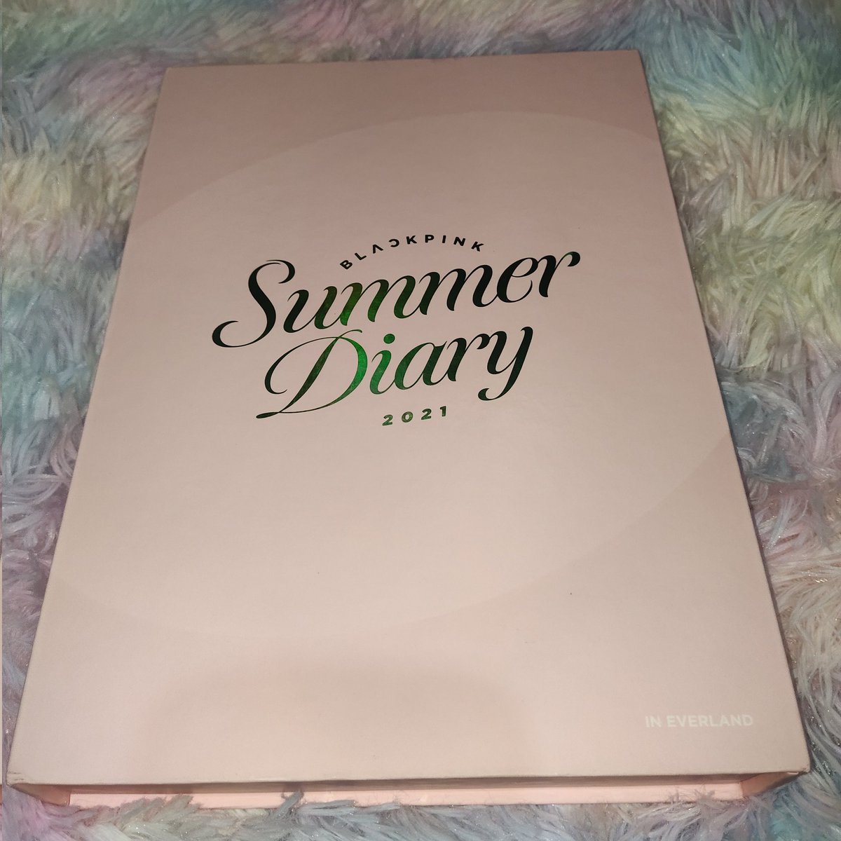 wts lfb ph #sooyaasells

Blackpink Summer Diary 2021

₱380

- onhand
- mint condi
- payo/cod (+fees)
- Inclusion: pb+ob+cd+random inclu

dm/reply to claim

t. Blackpink lisa jisoo rosé jennie valentines bptg enhypen bts aespa summer diary everland

s.shopee.ph/7pYsu2TmyC