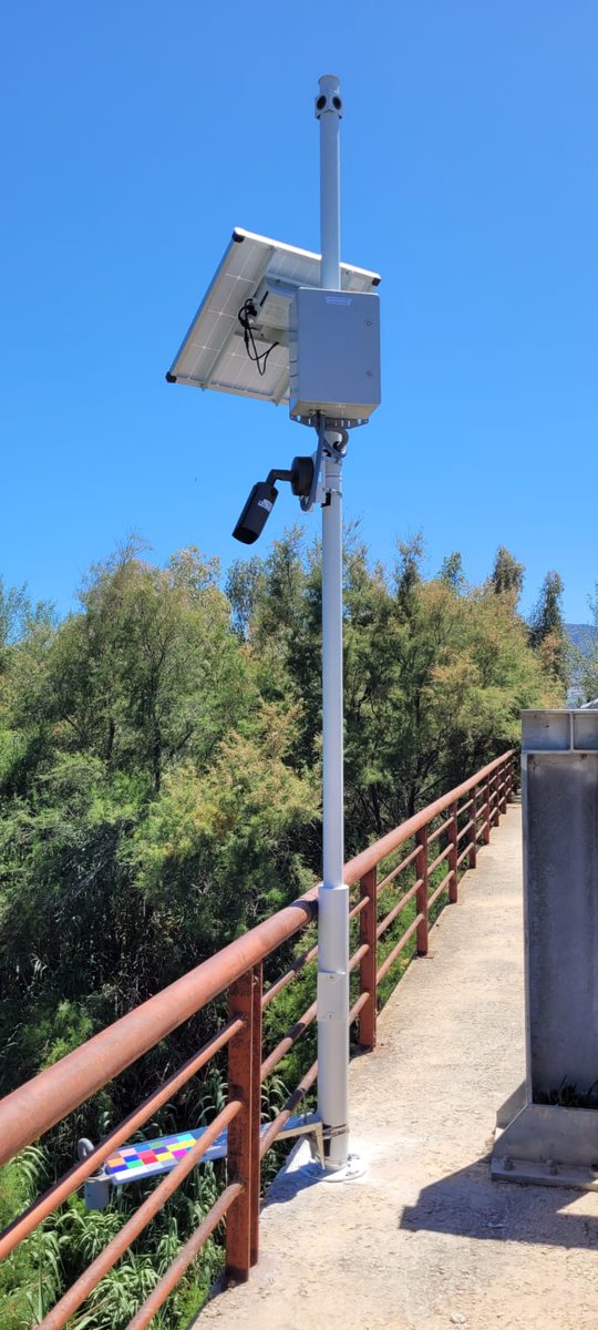 emeritus_EU's tweet photo. 📢 We have installed our first sensor point for monitoring pollution in the Guadalhorce River with the Local Police of Malaga and @CETAQUA 📡🌞🌊
👉Read more: https://t.co/kY6pfdQ97T
#remotesensing #EnvironmentalSecurity #EnvironmentalProtection https://t.co/F8LrQnYs0j