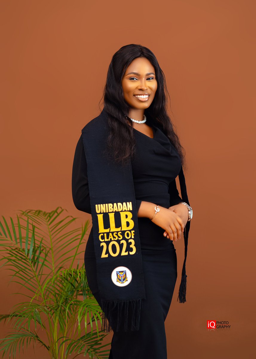 AdurojaVictoria's tweet photo. Reintroducing...
V.T. Aduroja 
LL.B Hons (First class)

Jesus did it! https://t.co/hWECoz0OOb