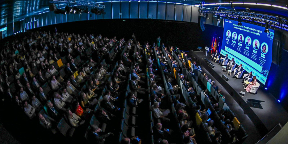 Revista Viajeros (@_viajeros_) on Twitter photo Resumen de Green Gas Mobility Summit 2024. revistaviajeros.com/noticia/17101
<a href="/Gasnam_/">Gasnam-Neutral Transport</a> Resumen de Green Gas Mobility Summit 2024. revistaviajeros.com/noticia/17101
<a href="/Gasnam_/">Gasnam-Neutral Transport</a>