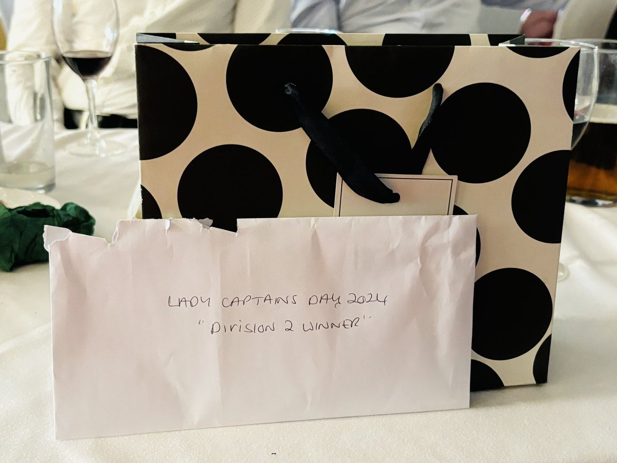 Rebecca Jones tweet media