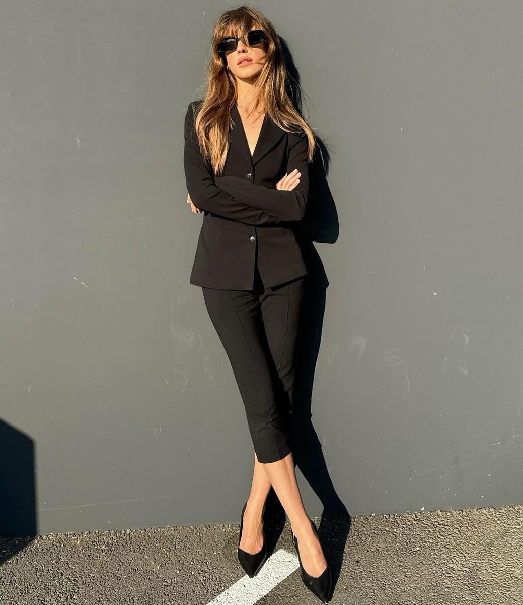 dejonessource's tweet image. Daisy Edgar-Jones for «Twisters» press-tour