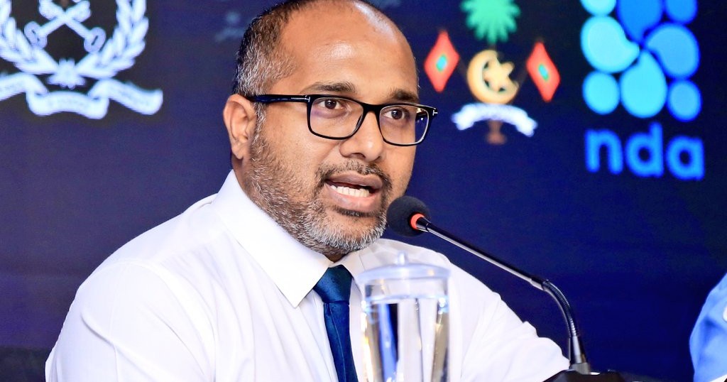 ބިދޭސީ މަސައްކަތްތެރިން މަދުކުރުމުގެ ބަދަލުގައި، ހޯމް މިނިސްޓްރީން ބިދޭސީންނަށް ވެބްސައިޓެއް ގާއިމުކުރަނީ -  fikuru.online/?p=231 --Select--