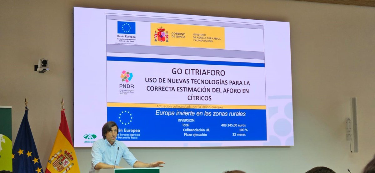 Bouquet_es's tweet photo. El 10 de julio se presentó en @mapagob el nodo satélite español de @AgrifoodTEF, el mayor proyecto europeo de inteligencia artificial y robótica aplicado al sector.
Durante el evento, nuestro compañero Nicolás Juste Dio a conocer el proyecto #Citriaforo.
https://t.co/hedWMAiSpw https://t.co/2PFV7qCdMN