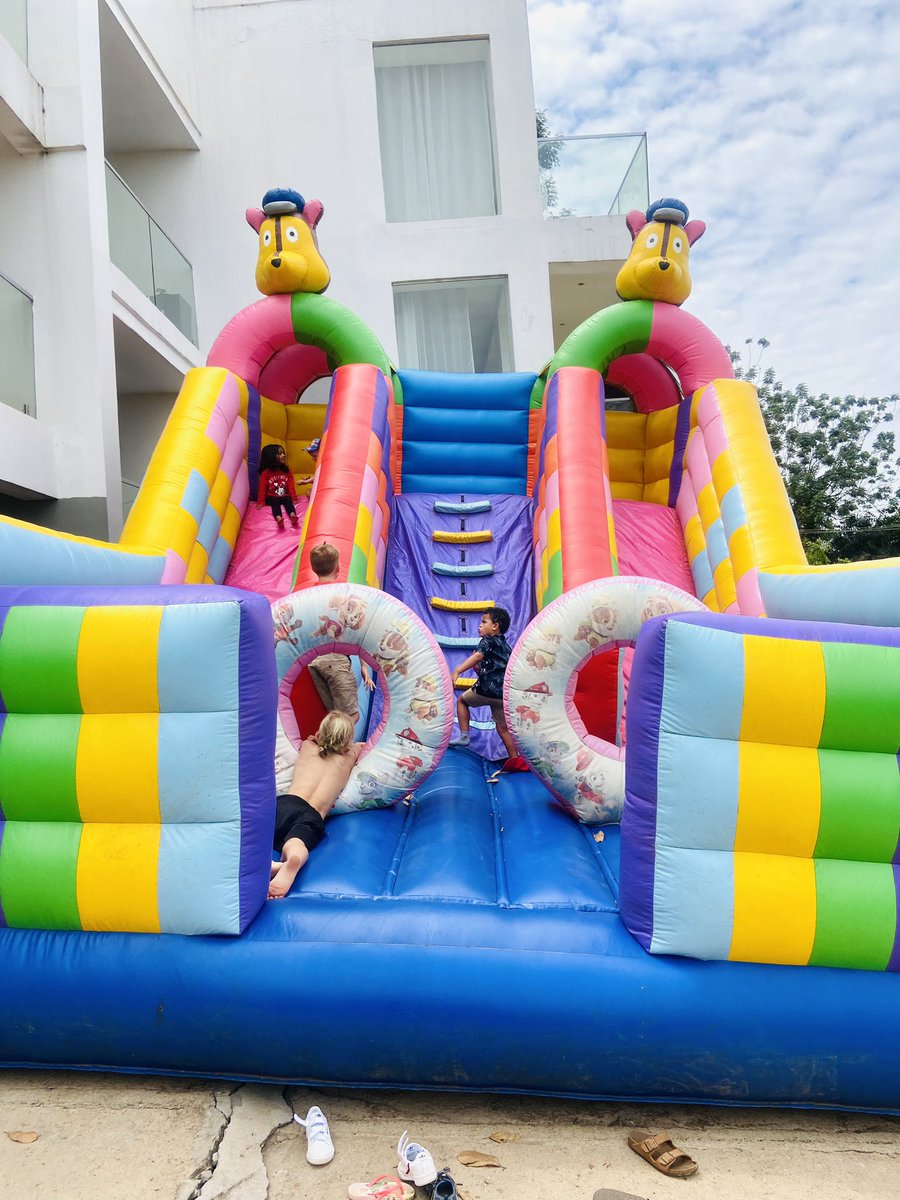jumpingcastle3s's tweet photo. Paw patrol bouncing castle for sale

Still in good condition 

Call or WhatsApp on 0704576602 https://t.co/fdXuUUBLby