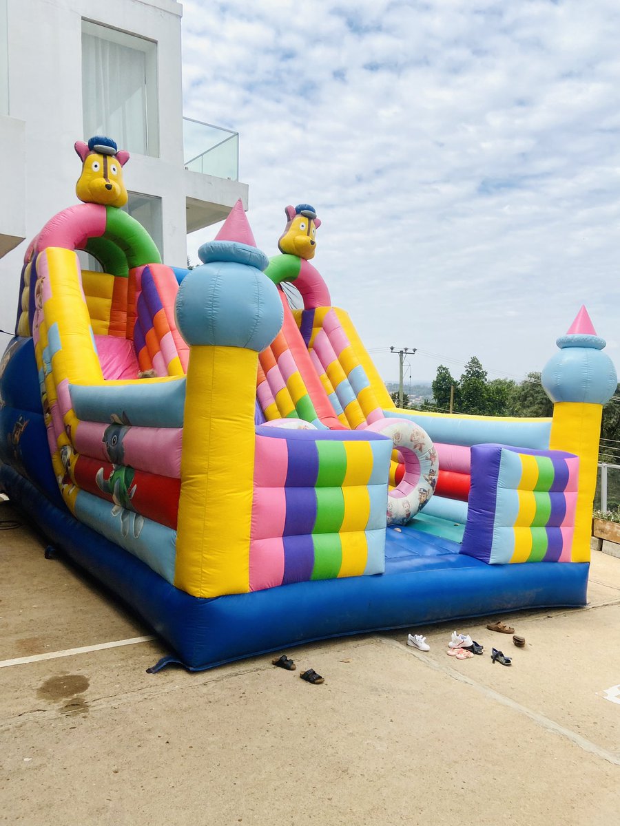 jumpingcastle3s's tweet photo. Paw patrol bouncing castle for sale

Still in good condition 

Call or WhatsApp on 0704576602 https://t.co/fdXuUUBLby