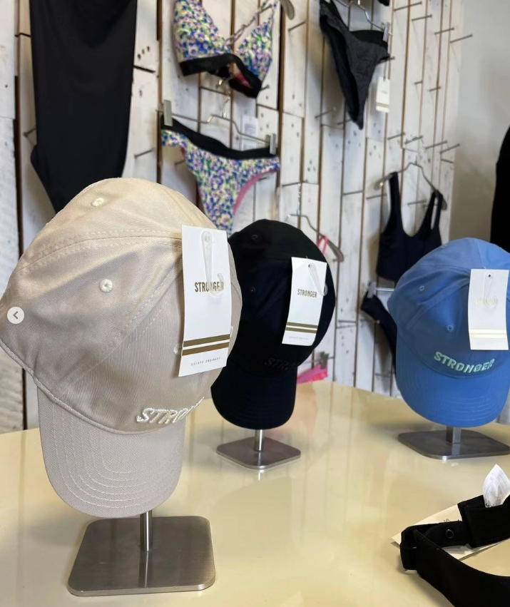 brandclubstore's tweet photo. Presenting our new and summerish BRANDCLUB SHOWROOM entrance area.βοΈπ
This time it is dedicated for STRONGER sport clothing brand. π
πΈπ―
You can contact us privately or can visit website for more cool offers: https://t.co/Ozxk0JAnlT
#wholesale #lithuania #worldwide #follownew https://t.co/snyVcCacWV