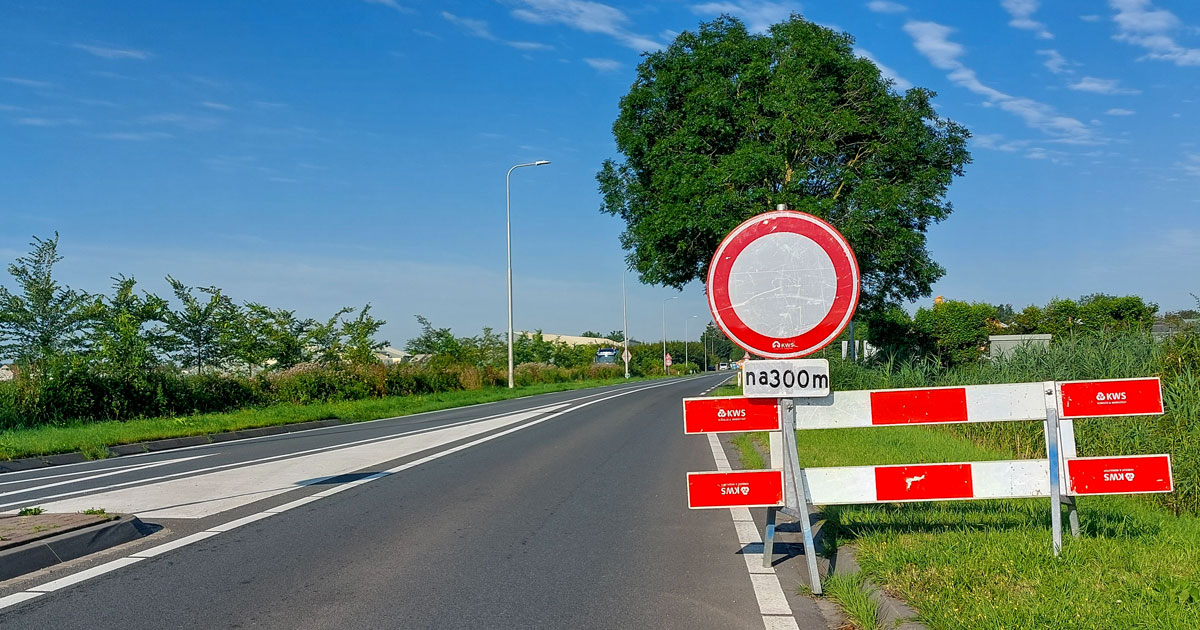 RADHWGO's tweet photo. Van 15 tot en met 20 juli is de Molendijk (N488) in Klaaswaal deels afgesloten en kun je vanaf die kant de Smidsweg richting onze milieustraat niet inrijden: https://t.co/ylUl6P4A9x

De milieustraat in Westmaas is gewoon geopend.

#bereikbaarheid #milieustraat https://t.co/GhhpljA9vQ