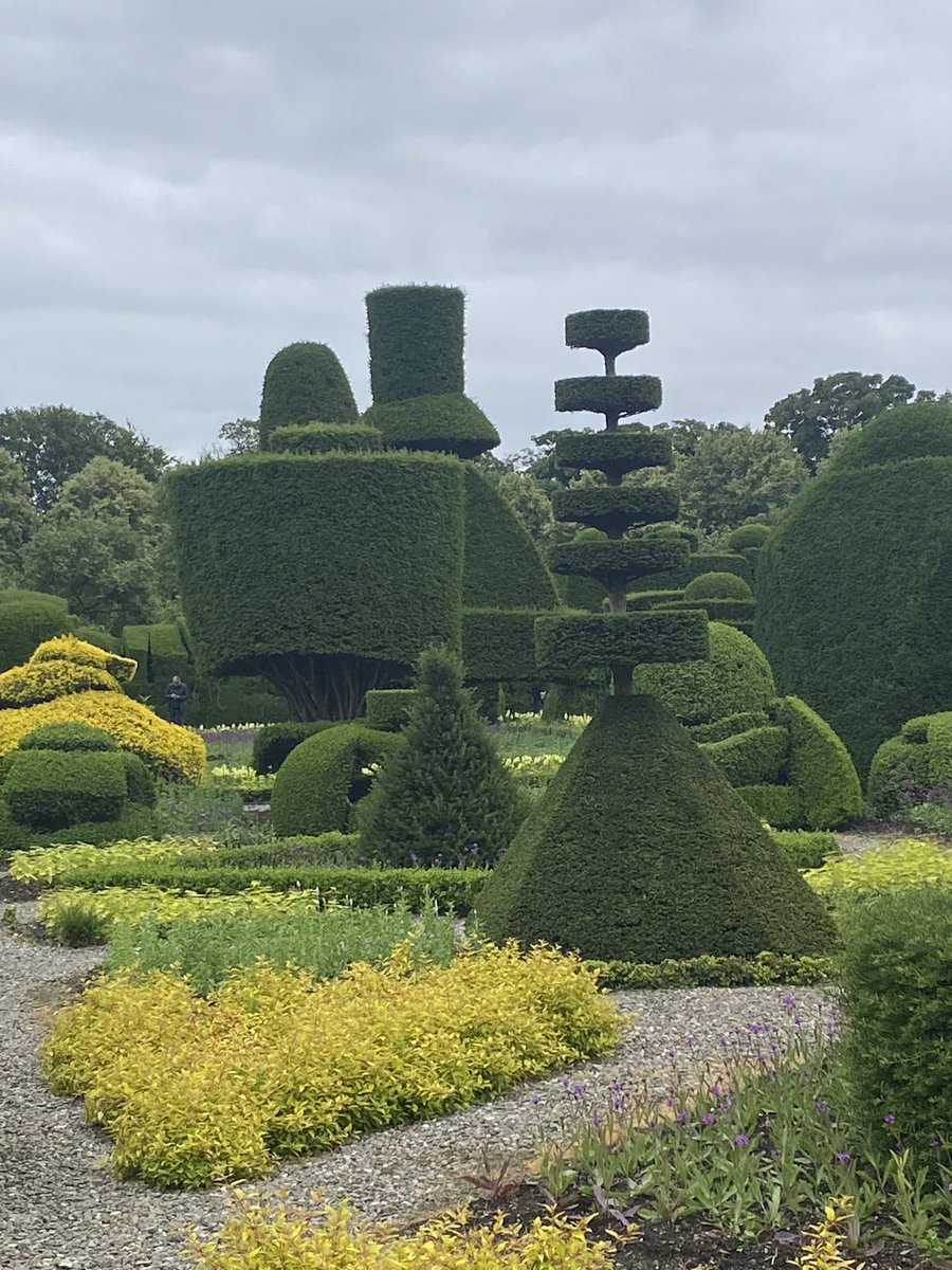 JudithQuestant's tweet photo. @RCederfjard Levens Hall https://t.co/opc004QWJj