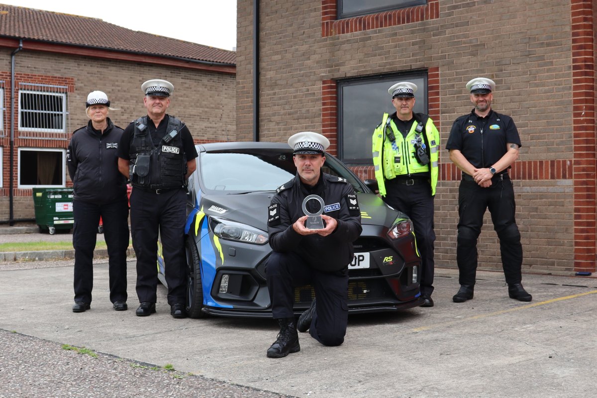 #LatestNews -  Our Road Casualty Reduction team have been presented with a ‘Compliance and Engagement’ award from <a href="/Tyresafe/">TyreSafe</a>, following a roadside operation that took place near Exeter earlier this year.

Read the full story, here: orlo.uk/latest-news_yN…
