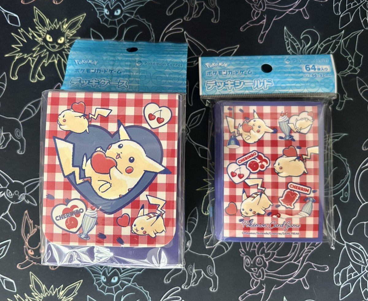 ♥️🍒❣️ Giveaway! ❣️🍒♥️

One person will win a Pikachu deckbox and sleeves! 

To Enter: ✔️ Retweet! 

Winner drawn on Wednesday, July 25th!

US only