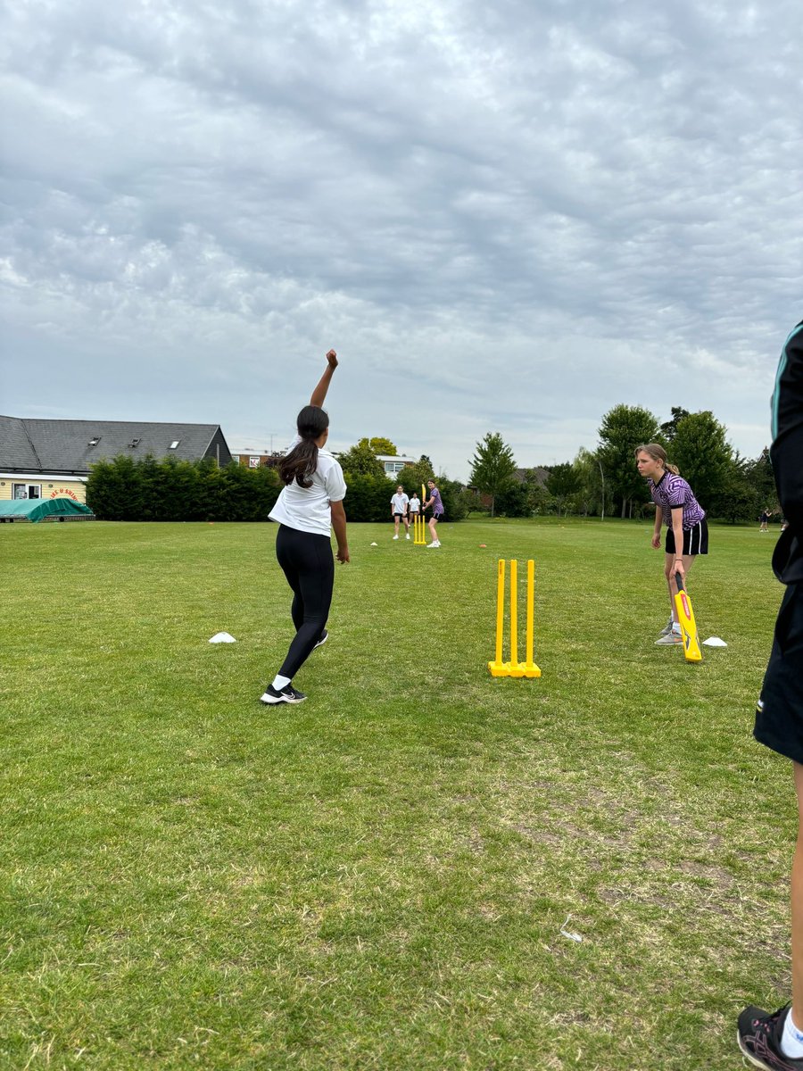 Chance2Shine's tweet photo. Plenty of shining stars π as the girls head into the afternoon session at @Sidcupcc for the #ChancetoCompete @SEStarsCricket Girls Regional FinalsβοΈππ https://t.co/0d5VYwfQ7k