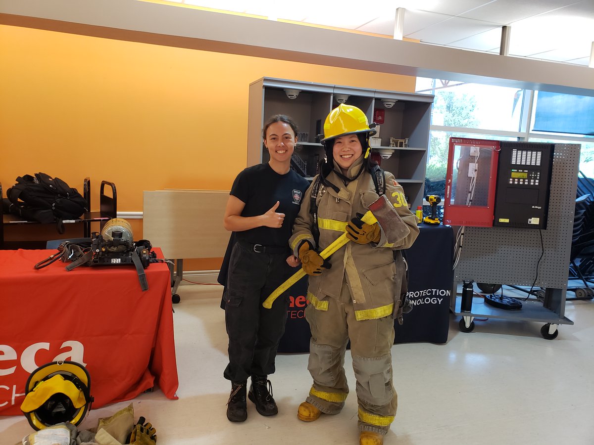 SenecaFire72 tweet media