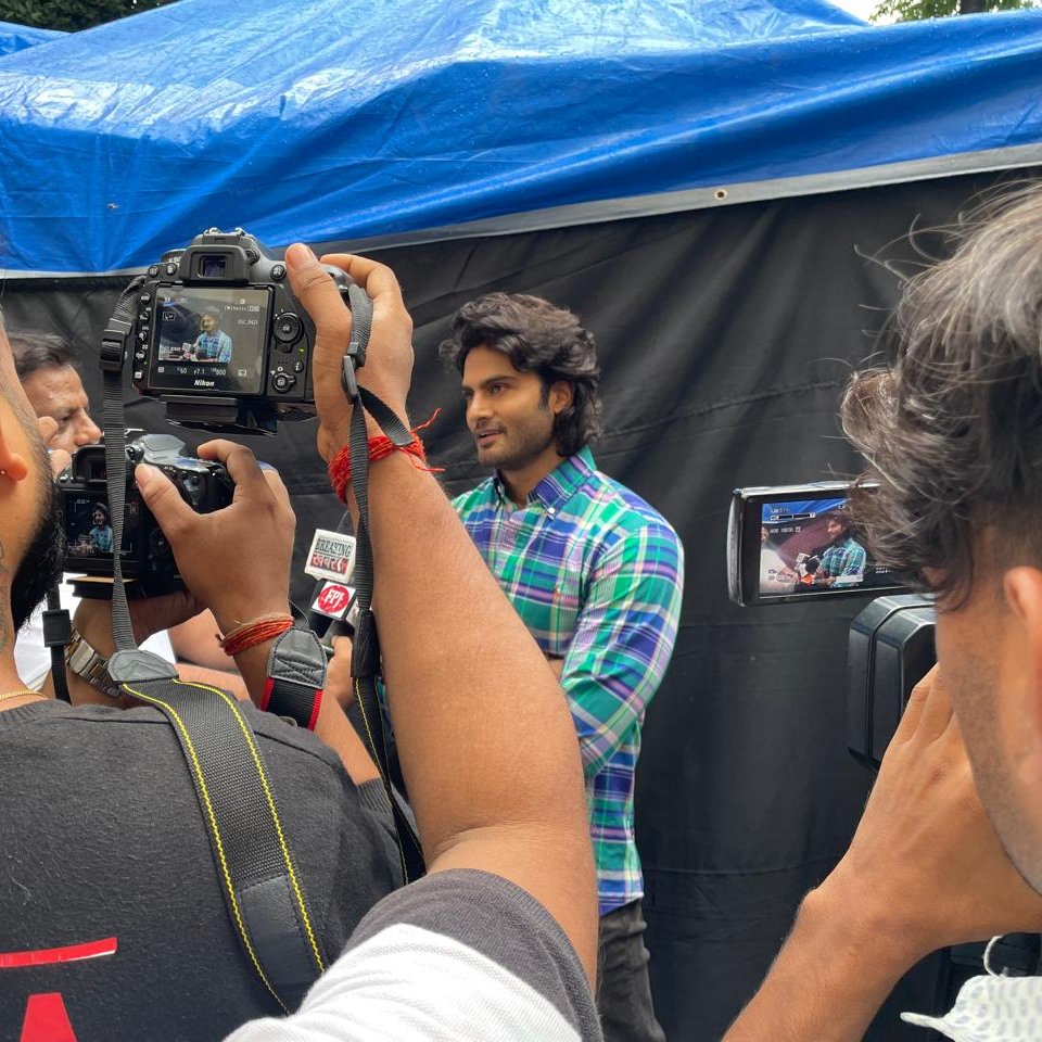 4kCinemass's tweet photo. #Dhalapathi #SudheerBabu 💥Spotted at Mehboob studio Bandra 

@isudheerbabu https://t.co/uMt4Utqme6