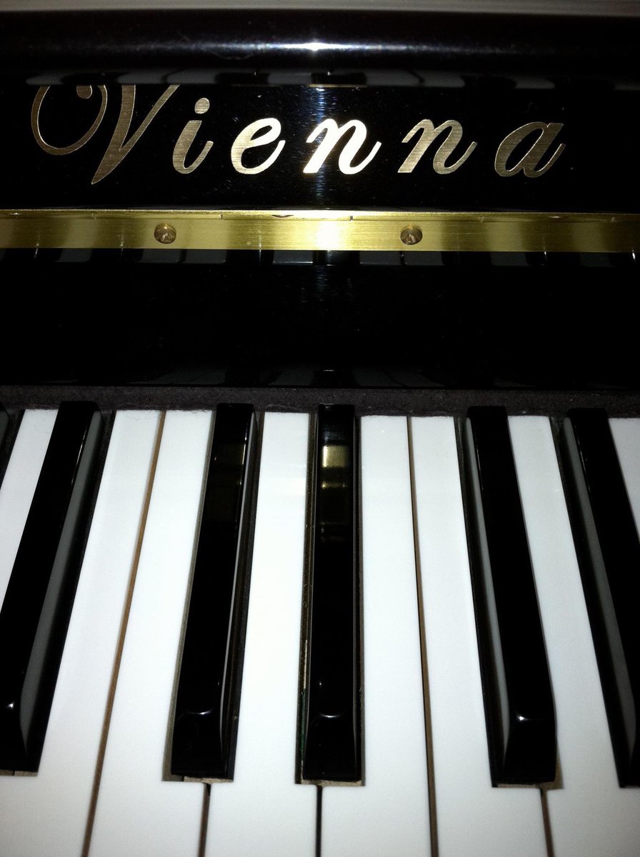 When the power is out - play the piano! #whatamusiciandoes #piano #power #peaceinmusic