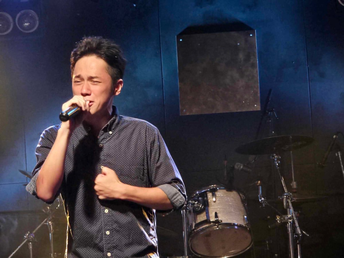 shogo1126tsuji's tweet photo. 本日は『MIRAI∞DRIVE』へお越しいただいた皆さん、そして共演者の皆さん、企画してくれたちゃぺたん、帆香、箱のスタッフさん、前節のしんべーさん、ありがとうございましたー！

ありがたくもトップバッターを務めさせていただき、僕自身メチャクチャ楽しむことができました😆‼️

ミラドラ最高っ😎 https://t.co/kIxTDiWIP7