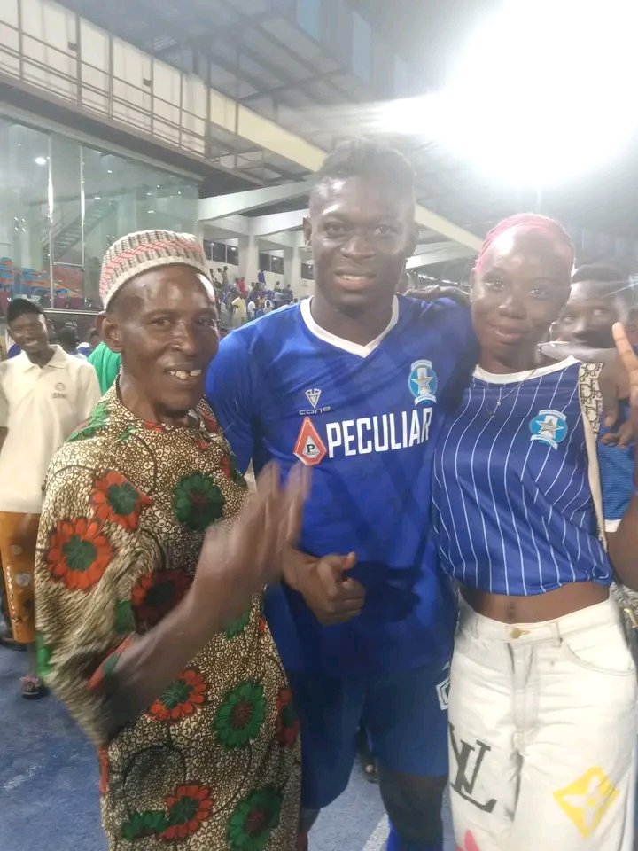 OniDebola's tweet photo. The PASSION β¨πβ¨πβ¨π
Call me Female Version of Frank Khalid βοΈπ
#3SCFirstDaughter
#UpShooting https://t.co/LDAkGzgQH3