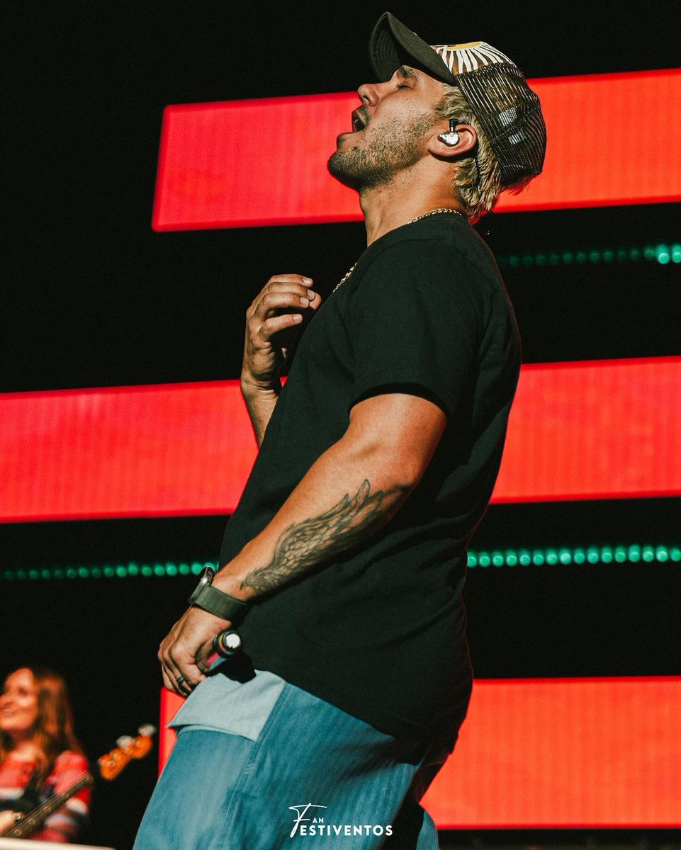 BTRSpain's tweet photo. Seguimos compartiéndoos nuevo material fotográfico:

@TheCarlosPena en Madrid ✨

📸@/alvarodanieel a través de @/fanfestiventos en Instagram

[post 3/5]

#BigTimeRushMadrid #BTRMadrid #BTRSpain https://t.co/Yt2hqqCvNL