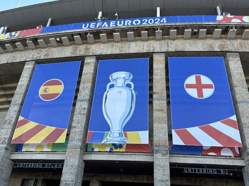 durbridgem's tweet photo. Despite the outcome, thank you Germany, you were terrific hosts, what a journey 🏴󠁧󠁢󠁥󠁮󠁧󠁿 https://t.co/hPgunKwXTm