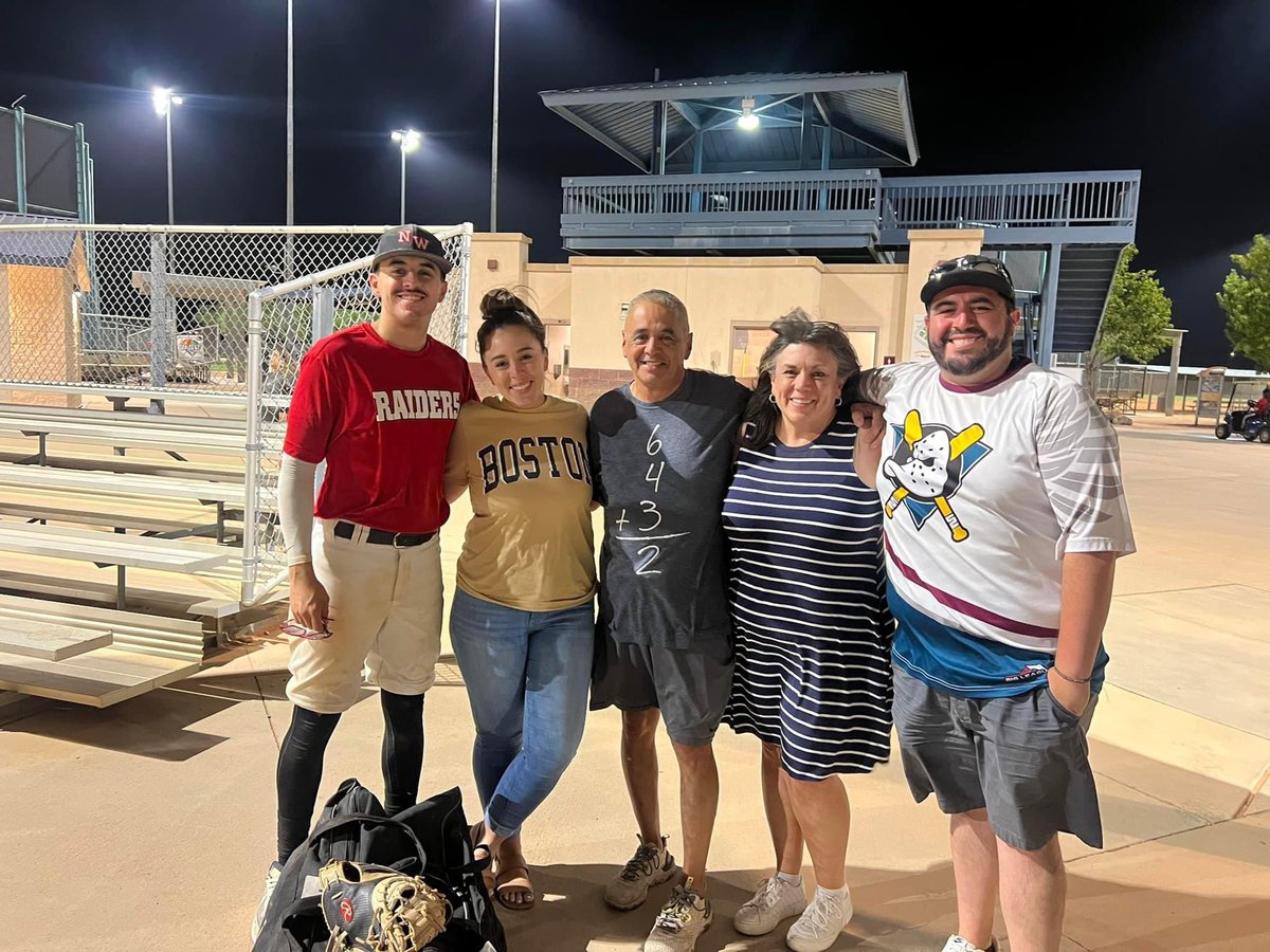 monge_austin's tweet photo. I wanna give a huge shoutout to these people who showed up for me and supported me all summer. I’m definitely leaving to Kansas with a whole lotta love 🫶🏼❤️ https://t.co/pA6FIQSuMY