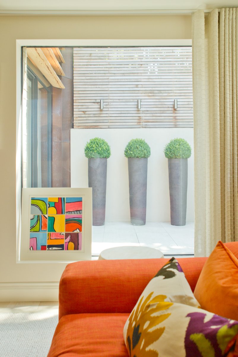 Your home should be a reflection of you, your piece of art that brings together all the facets of your life and the lives of those around you. 

Elegant glass windows, doors and rooflights help frame your home, and turn it into a masterpiece. 

#GlassDoors #ArchitecturalGlass