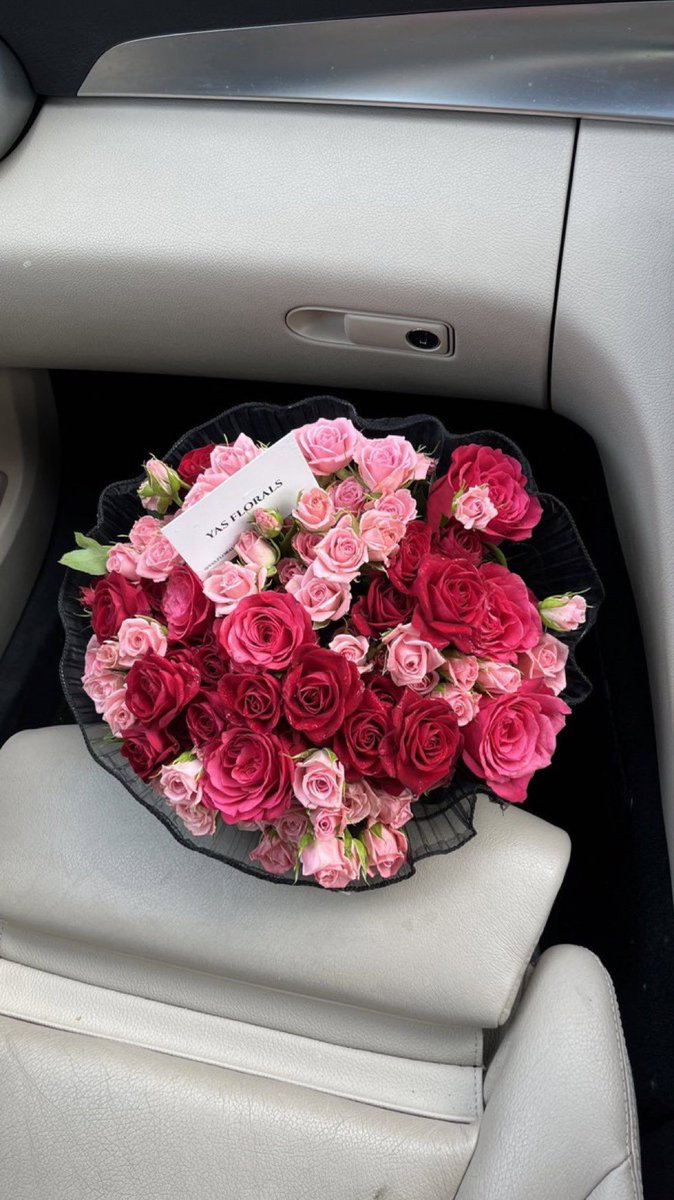 glowingbeauty_'s tweet photo. https://t.co/9K5VqrawEV
