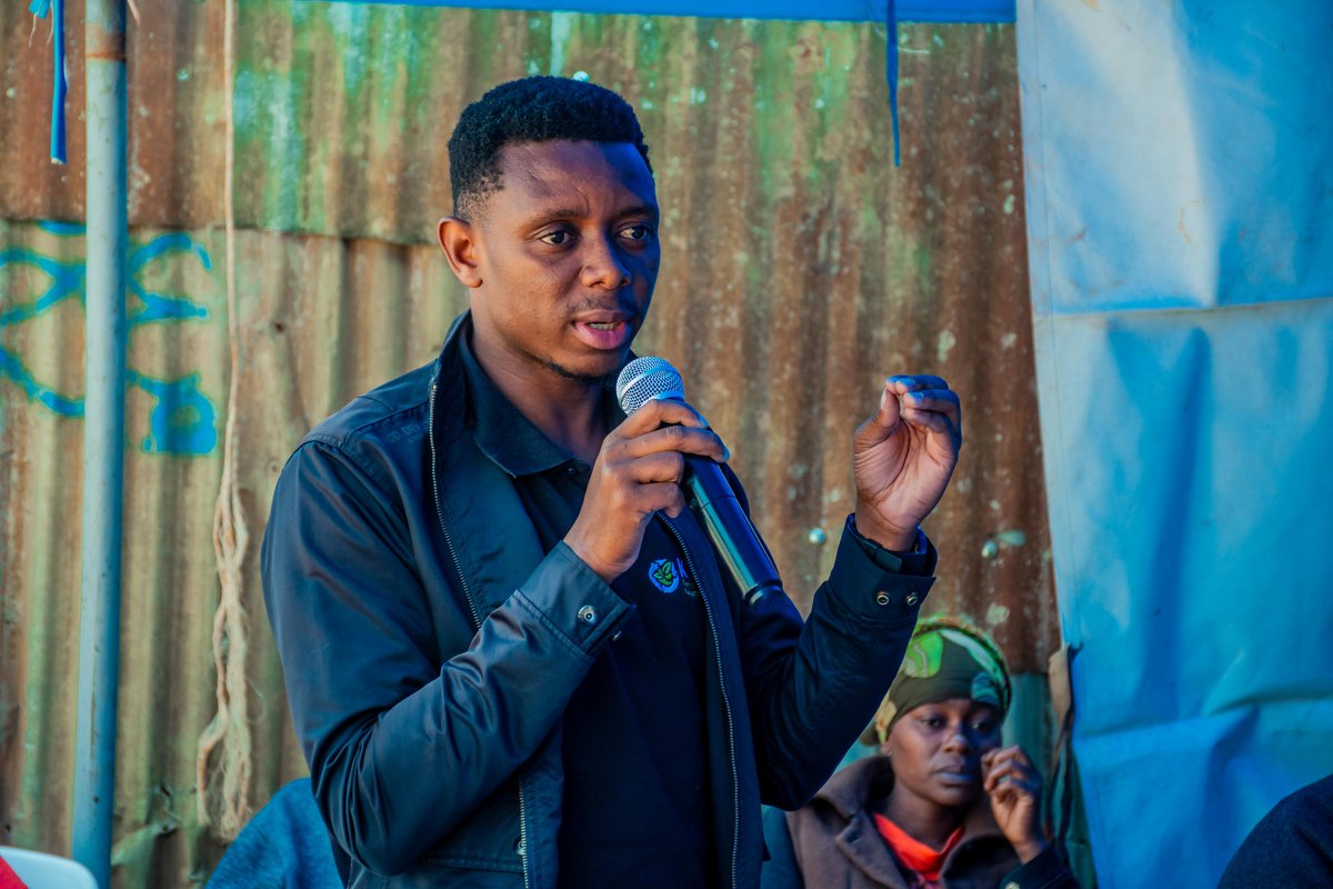 kepro_ke's tweet photo. KEPRO recently joined the Citizen Assembly Meeting on Solid Waste Management at Memo Reverse Hub in Kianda Village, Kibera Sub-County. 

#KEPROinAction #KEPROcares #CLT https://t.co/aQyfsQSrTb