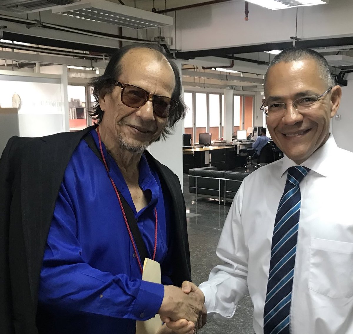 Con una nota triste inicia este lunes #15Jul, Día Nacional del Canto Coral: el maestro Juan Carlos Núñez, dos veces Premio Nacional de Música, partió hoy a la eternidad. La Gran Misión Viva Venezuela y <a href="/minculturave/">Ministerio del Poder Popular para la Cultura</a> lo acompañamos en su batalla por la salud y ahora nos sumamos al