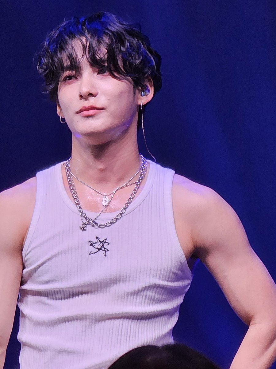 YuMakitoKay's tweet photo. Junhee, my bestest boy and choice's number 1 fan 🥰💖
#ACE #에이스
#AceSupernatural 
#ACE_US_TOUR 
#REWIND_US
#ACEinDETROIT https://t.co/jphkbI52lt